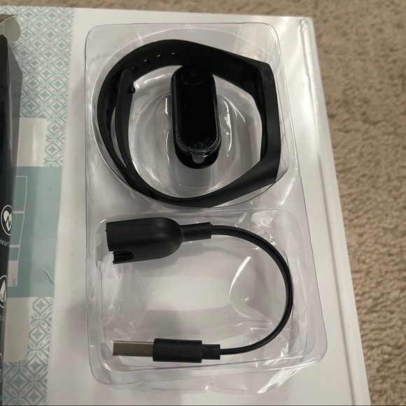 Smart bracelet M4 (pack of 2) - Picture 8 of 9